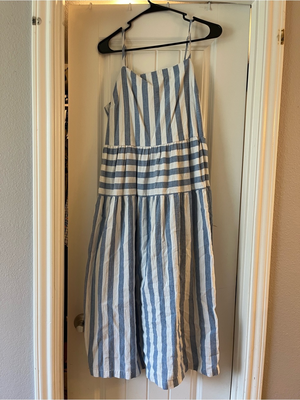 Universal Thread Blue and White Striped Sundress 100% cotton Medium